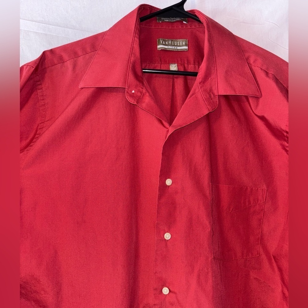 Men’s Van Heusen Long Sleeve Poplin Dress Shirt - Picture 3 of 10